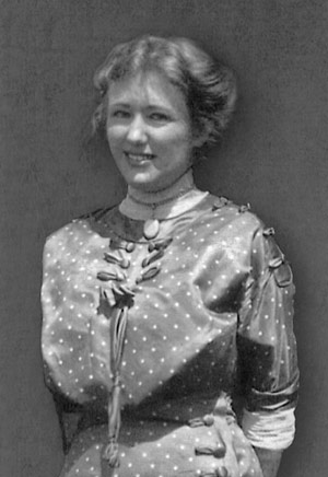Sybil Gage Weddle, 1909.
